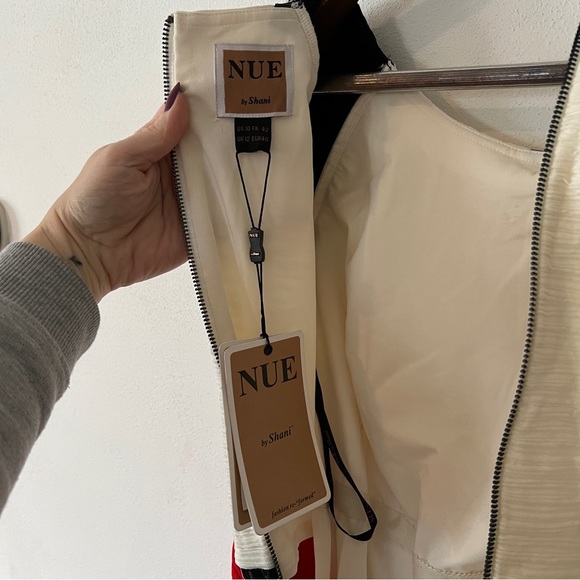 Nue By Shani Color Block Short Sleeve Crepe Heavy Dress - Picture 5 of 8